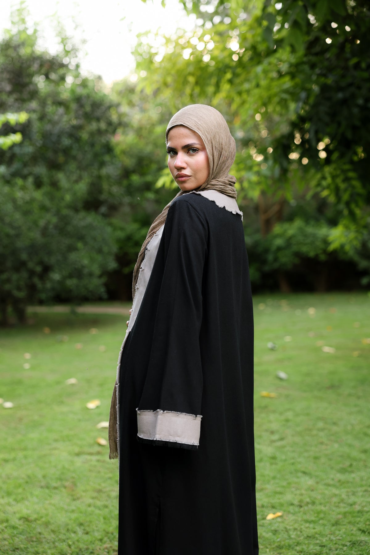 Black Aveline Cardigan