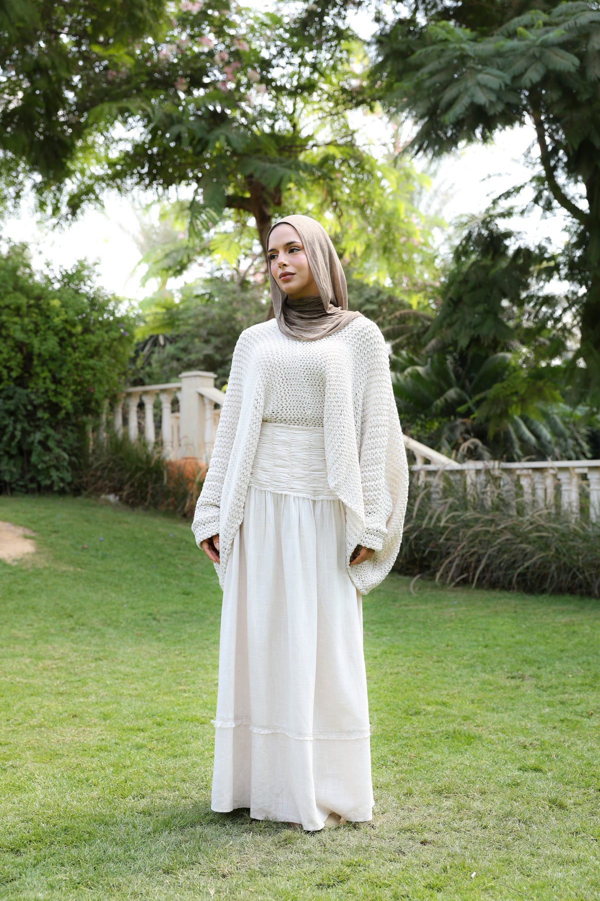 Oat Amaya Cape