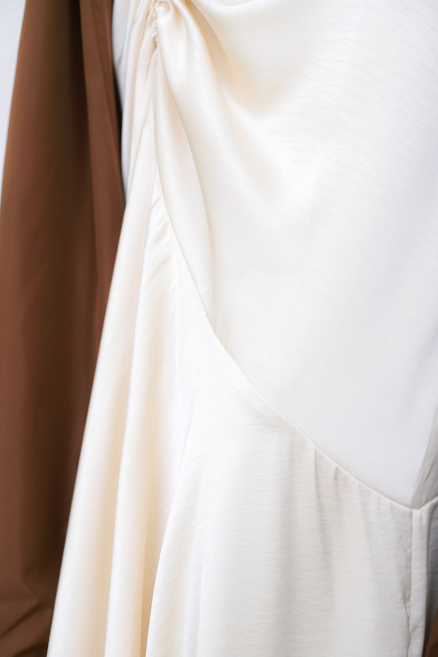 Crème Mural Dress