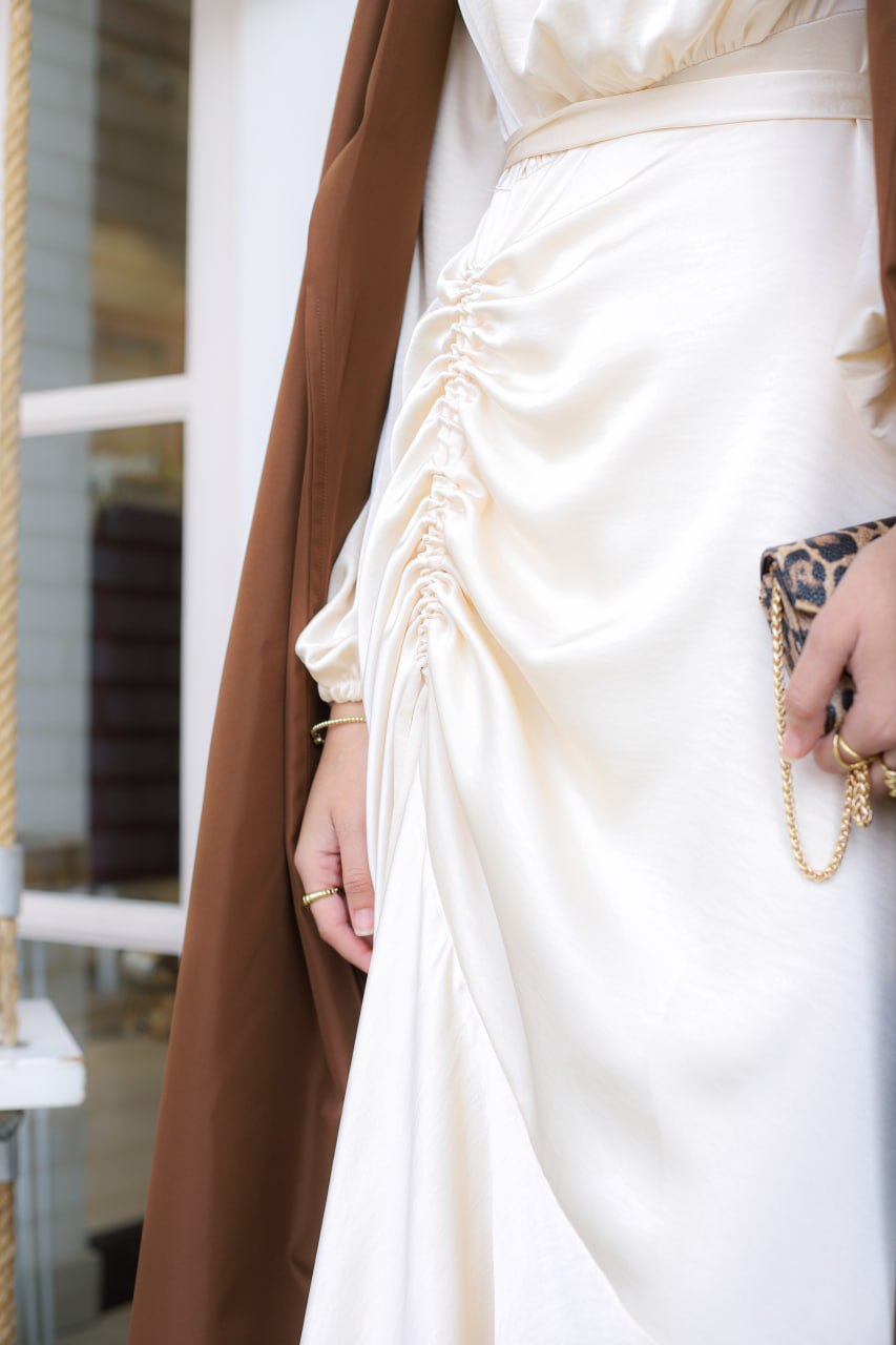 Crème Mural Dress