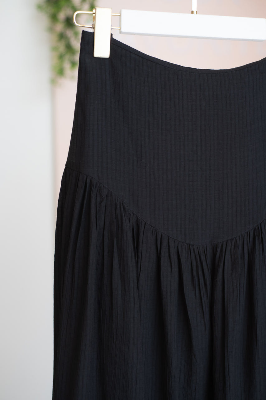 Black Elara Skirt