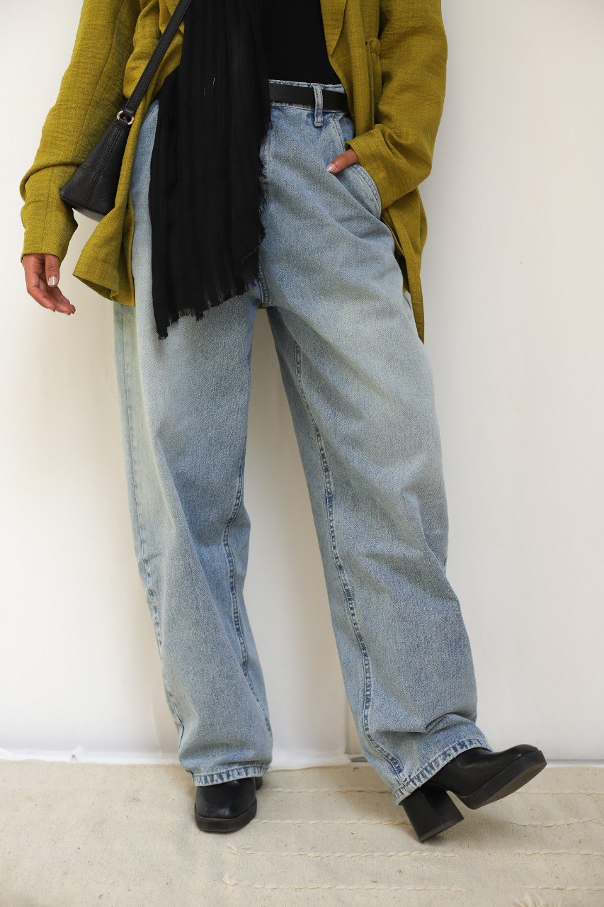 Light Balloon Fit Pants