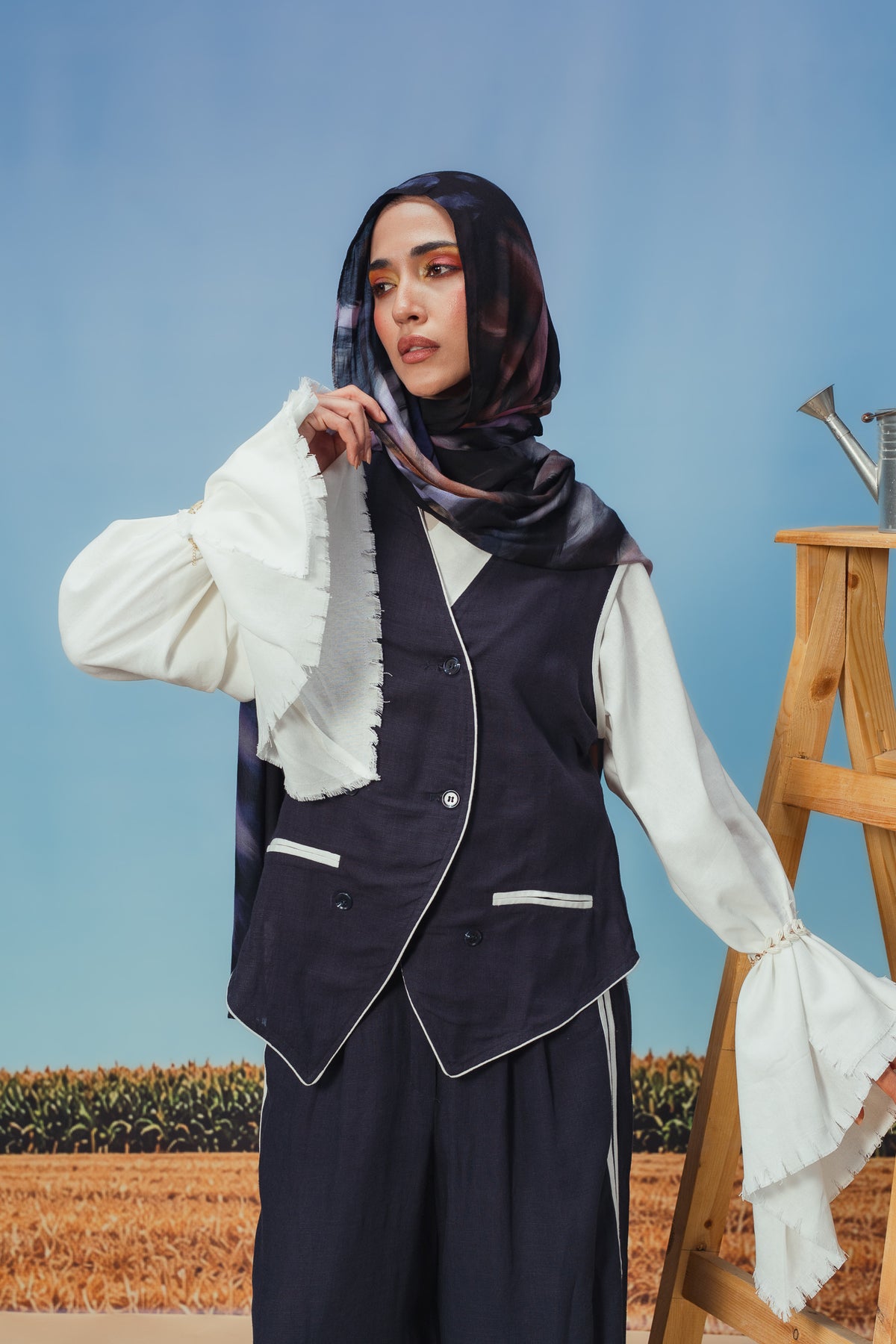 Navy Livia Vest