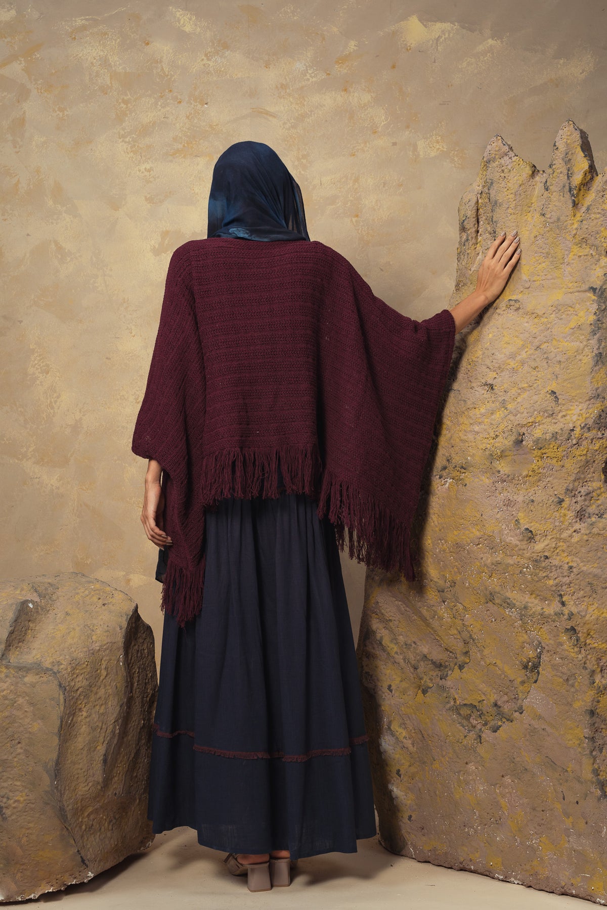 Burgundy Verso Cape