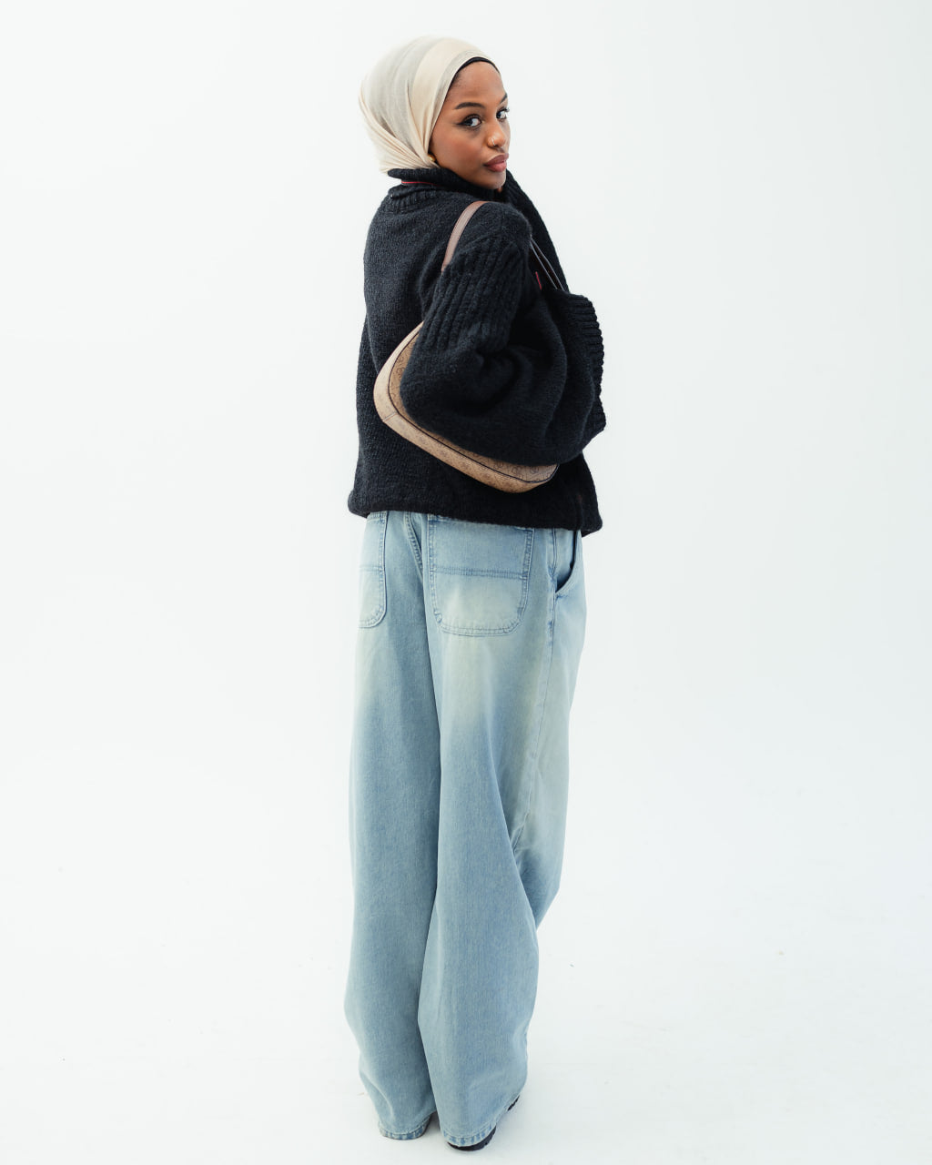 Light Balloon Fit Pants