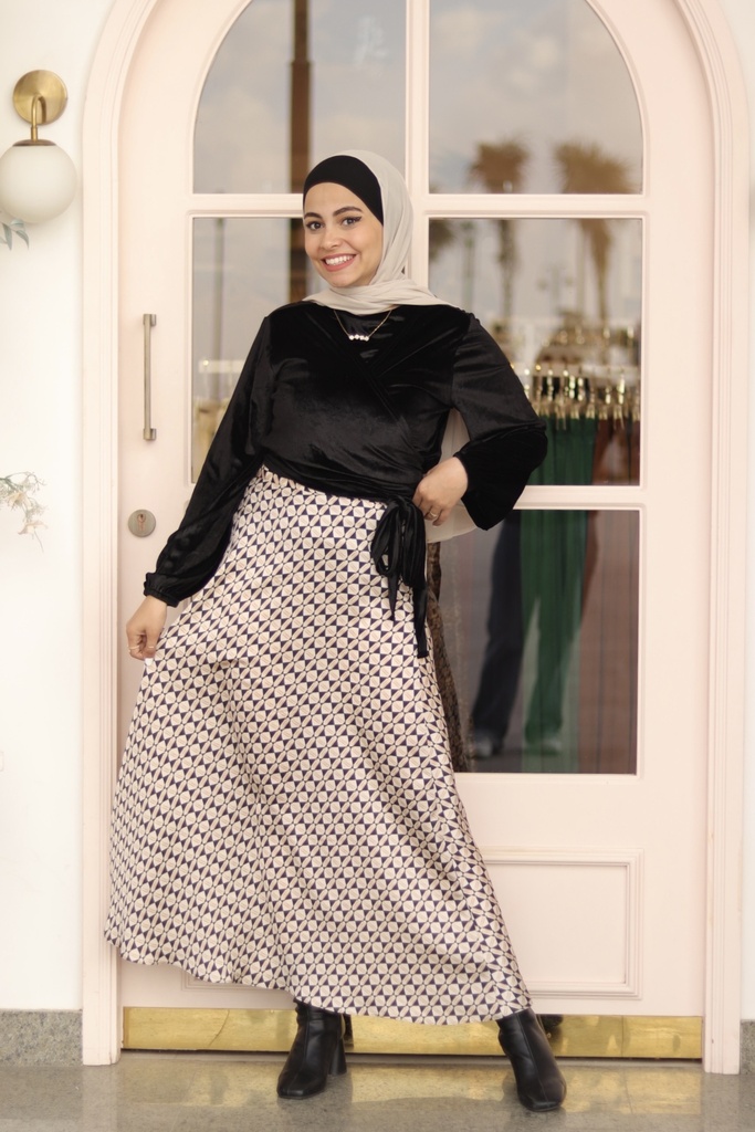 Vandela Black Blouse