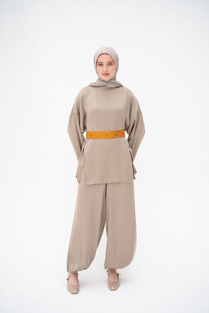 Sand Tiran Pants 