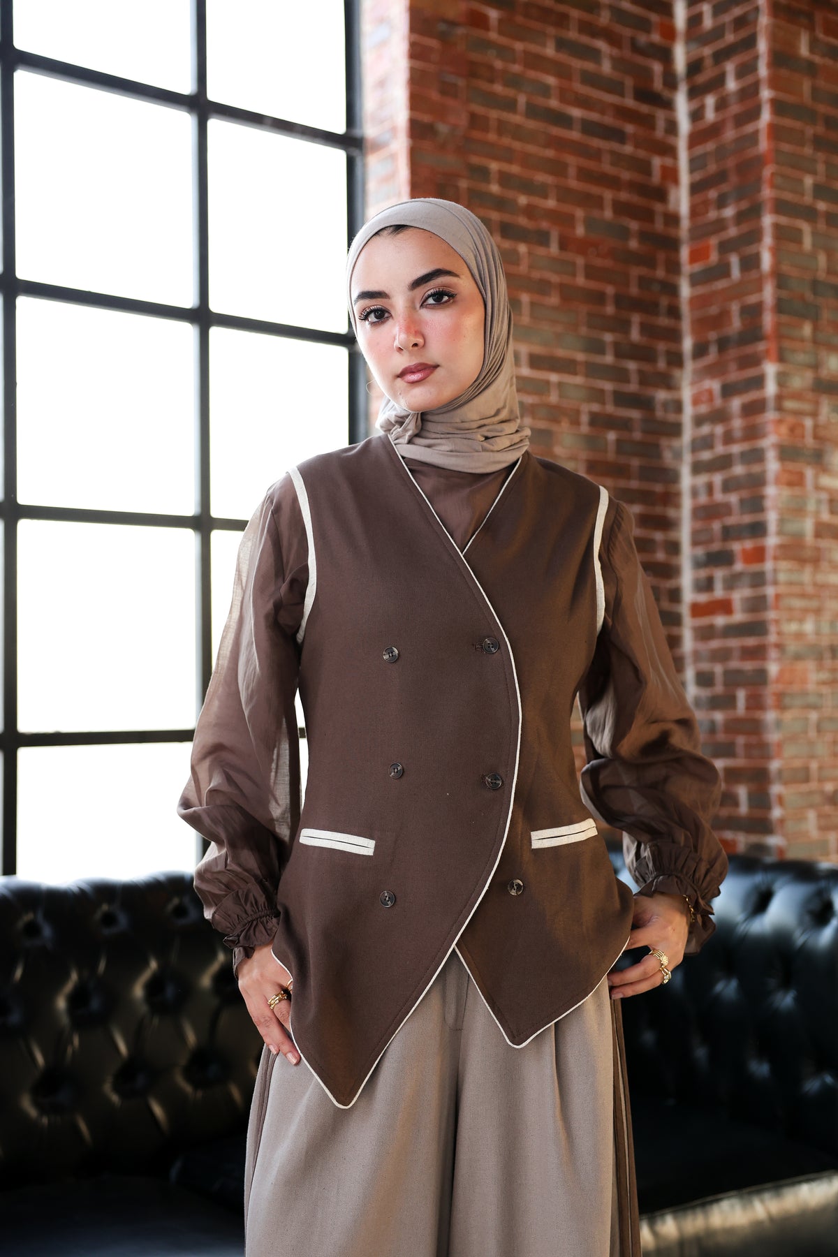 Espresso Livia Vest