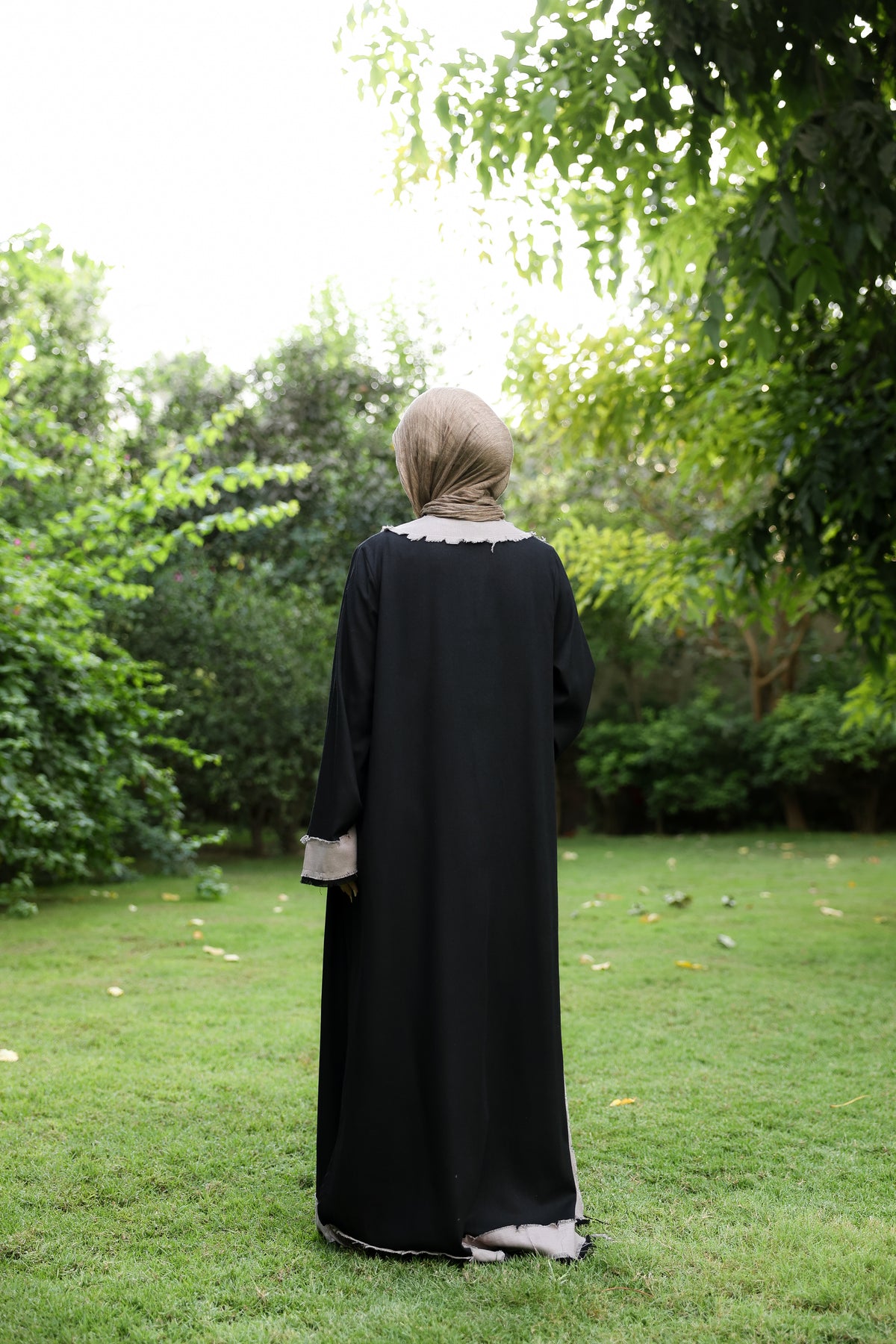 Black Aveline Cardigan