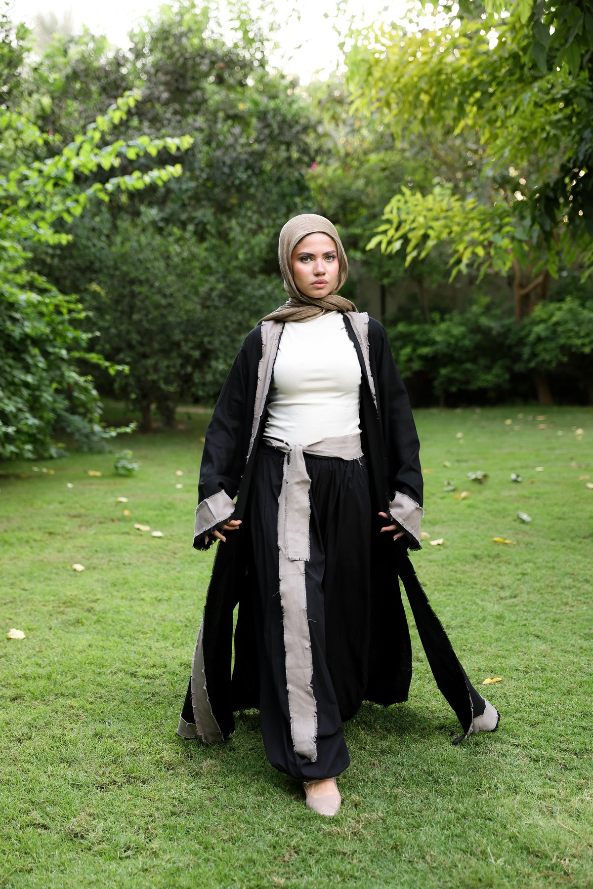 Black Aveline Cardigan