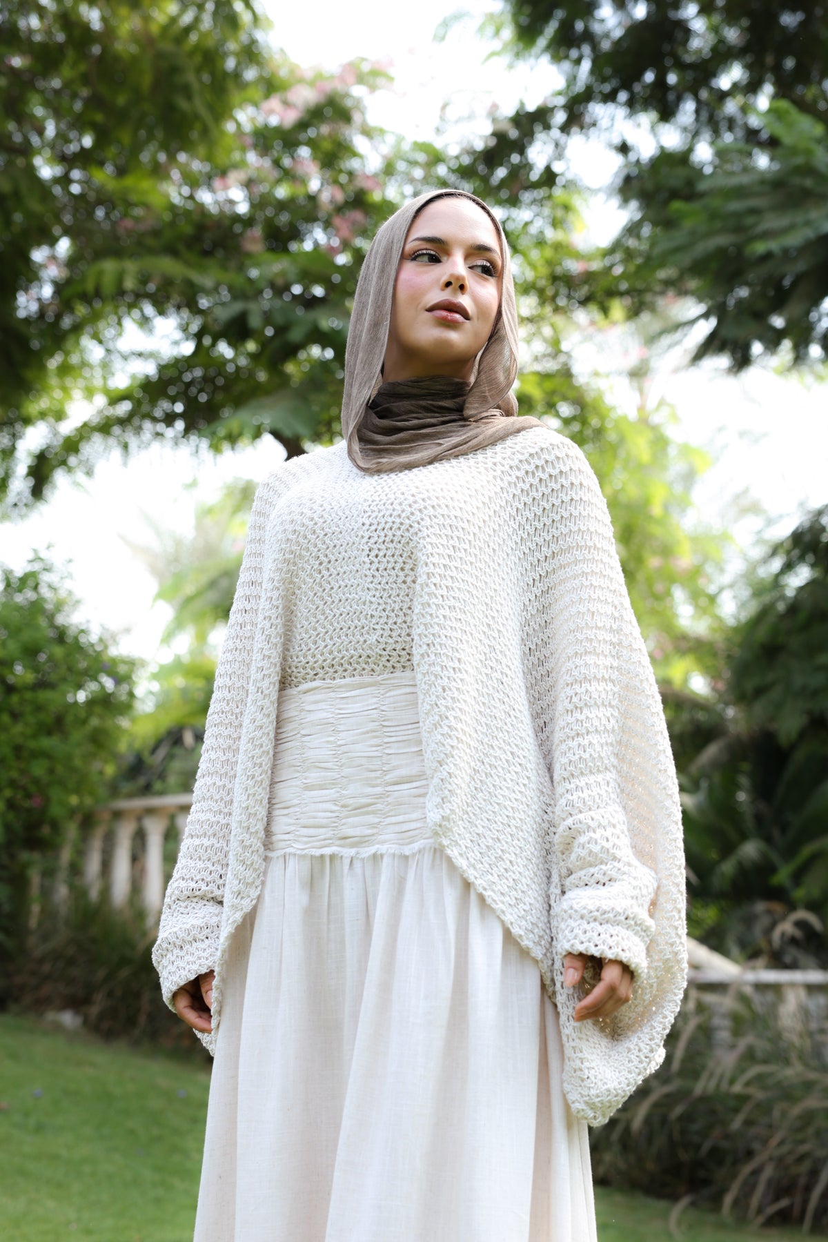 Oat Amaya Cape