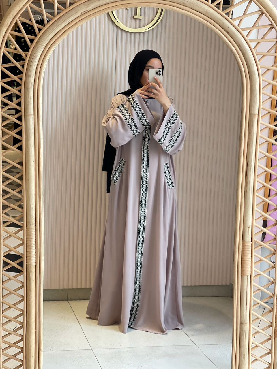 Cafè Bayan Abaya