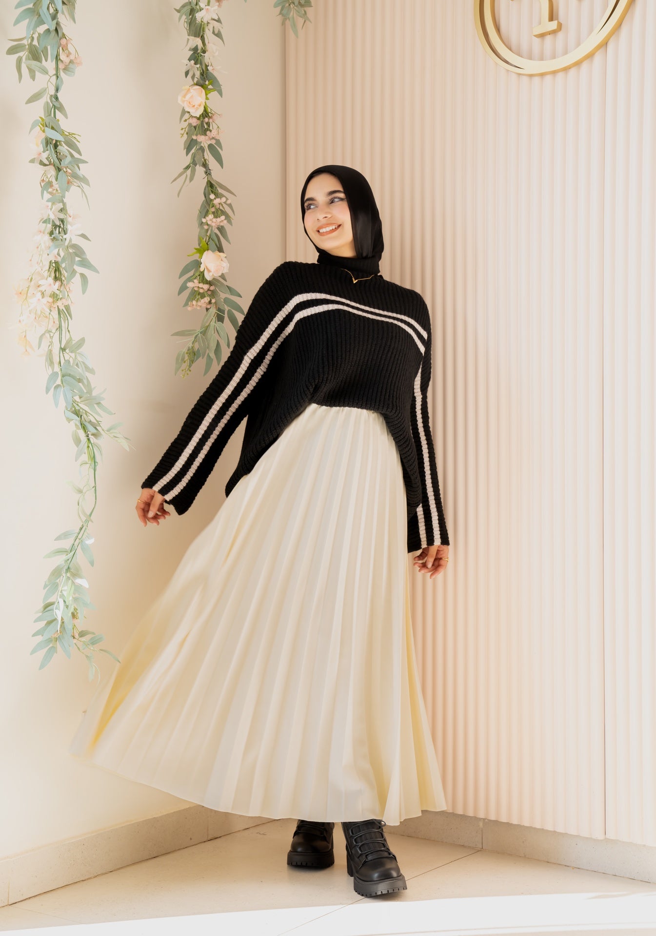 Crème Accordion Suede Skirt