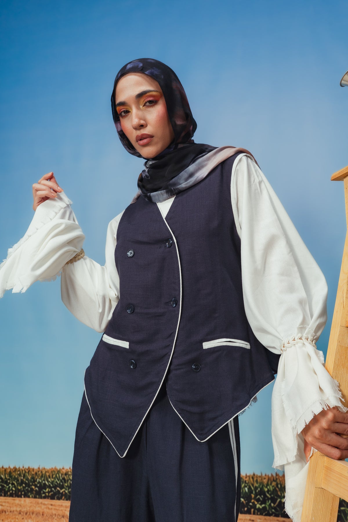 Navy Livia Vest