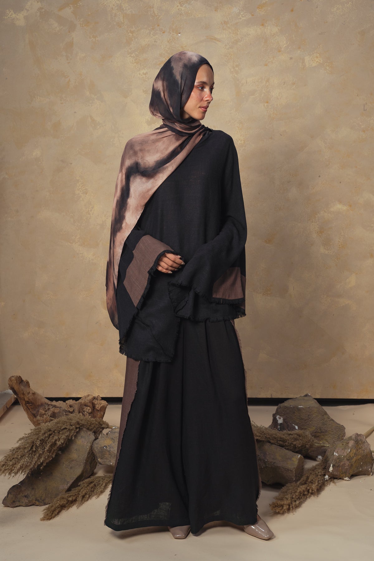 Black Nomad Top