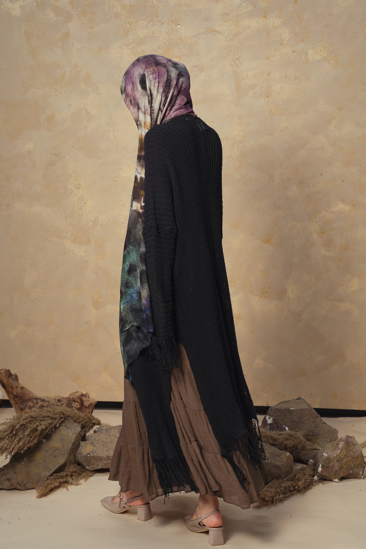 Black Rhea Cardigan