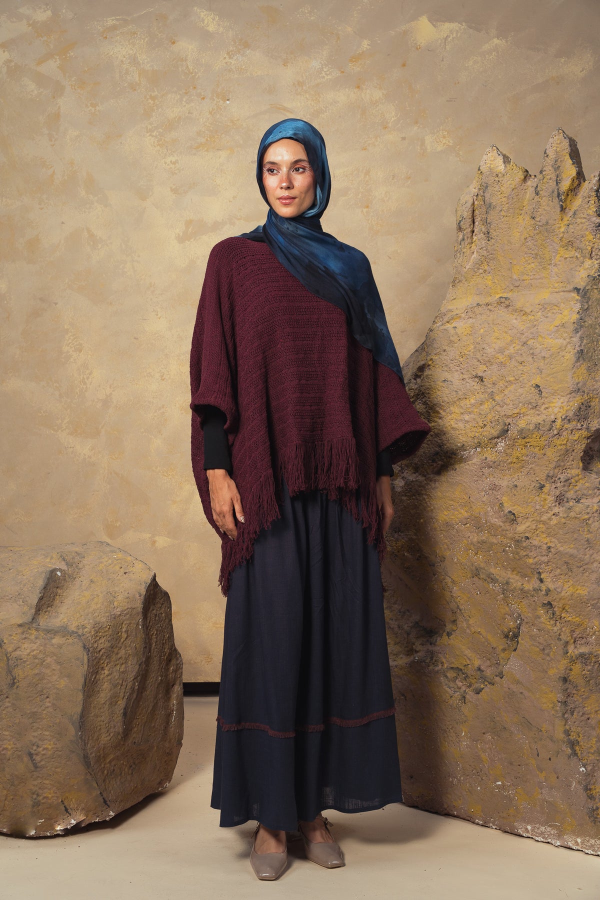 Burgundy Verso Cape