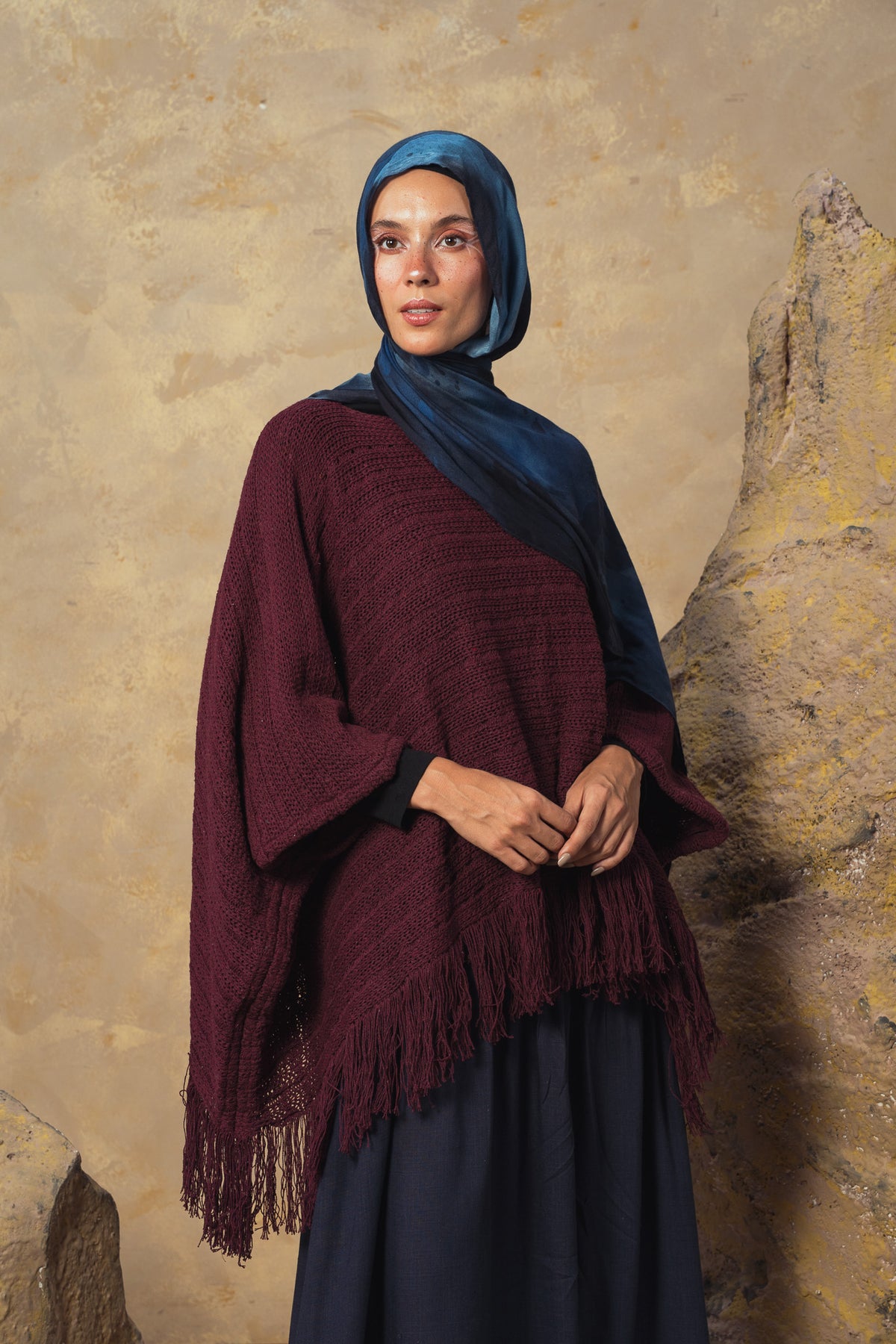 Burgundy Verso Cape
