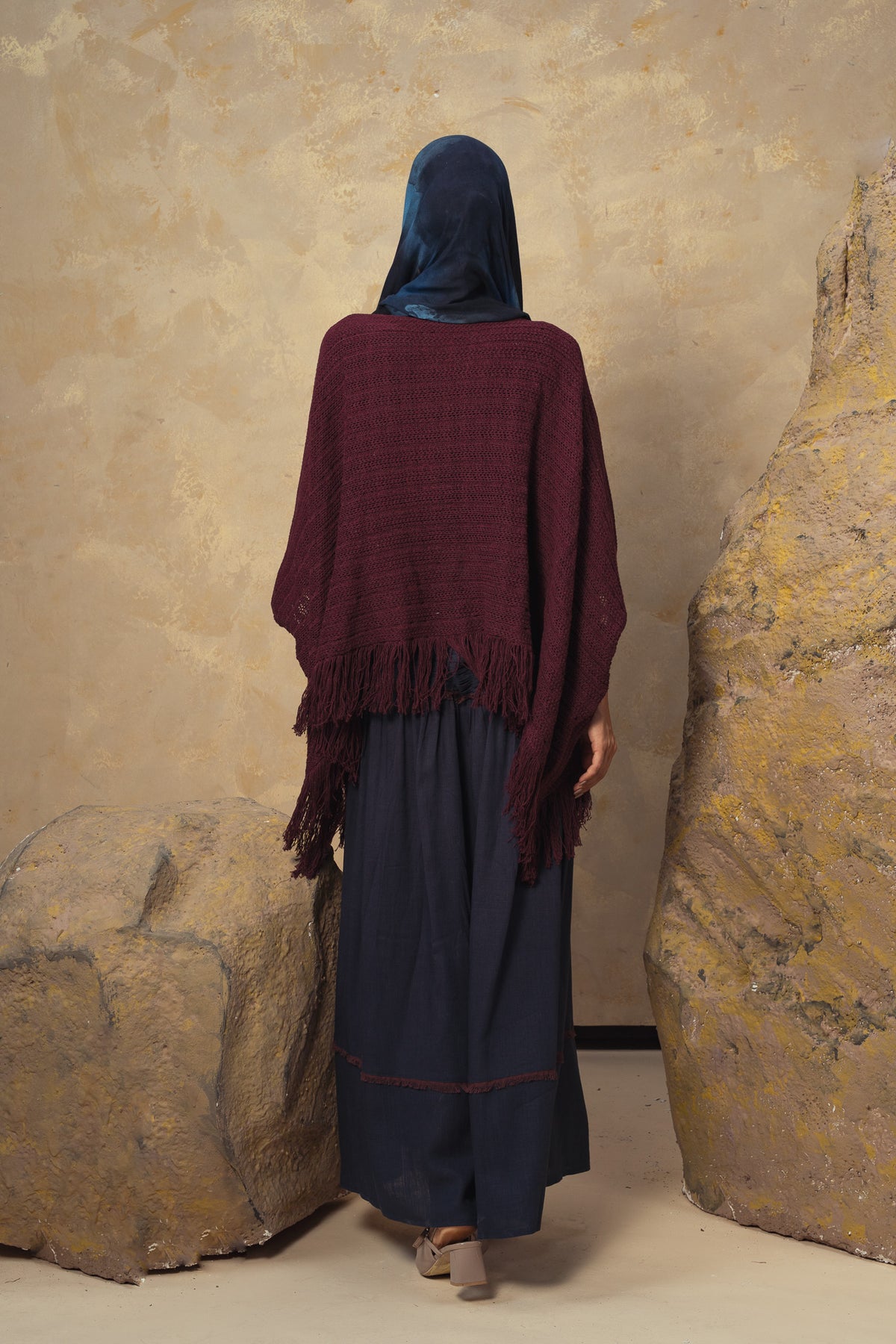 Burgundy Verso Cape