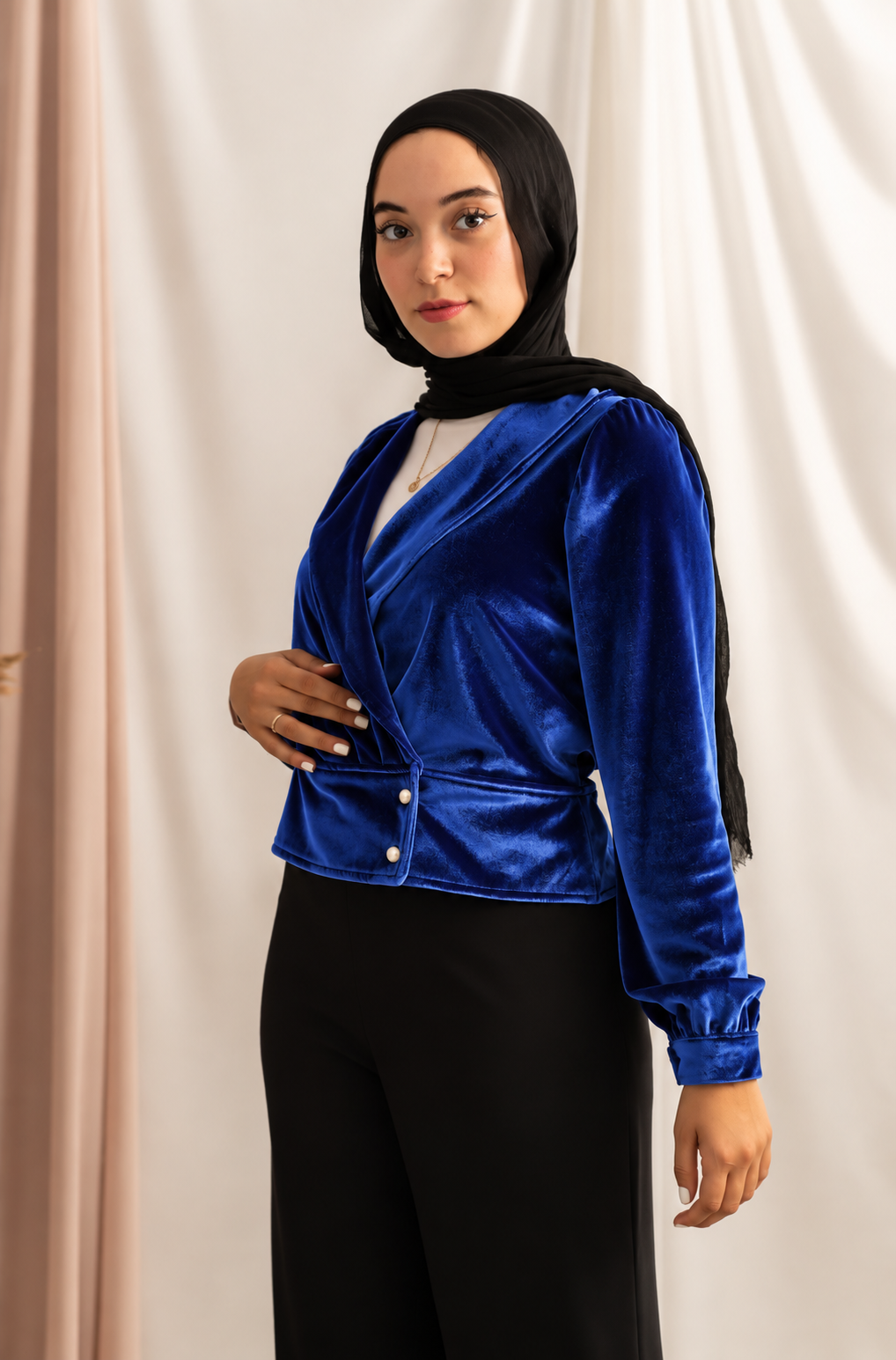Navy Vela Top