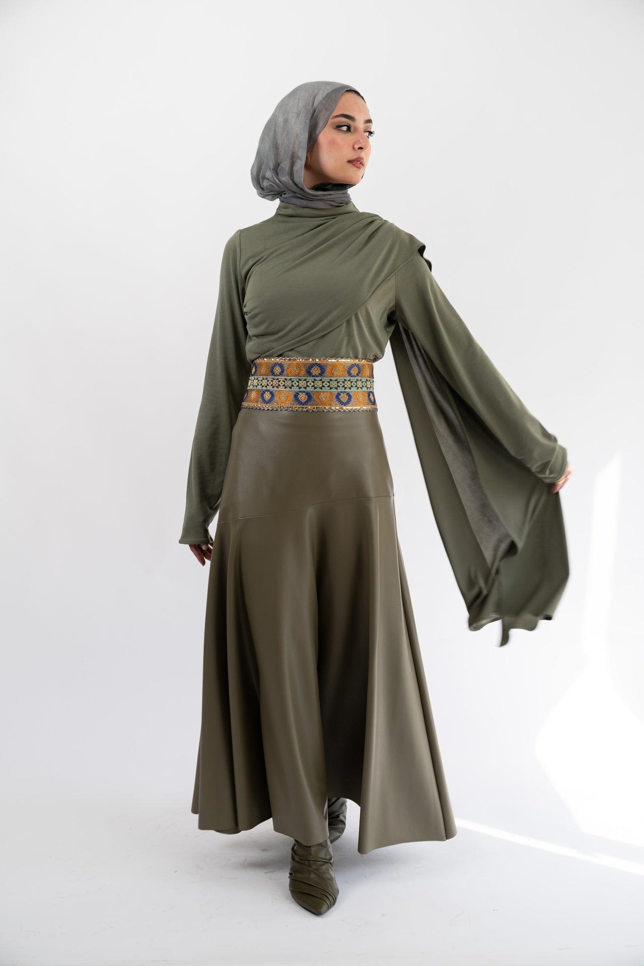 Olive Sydney Top