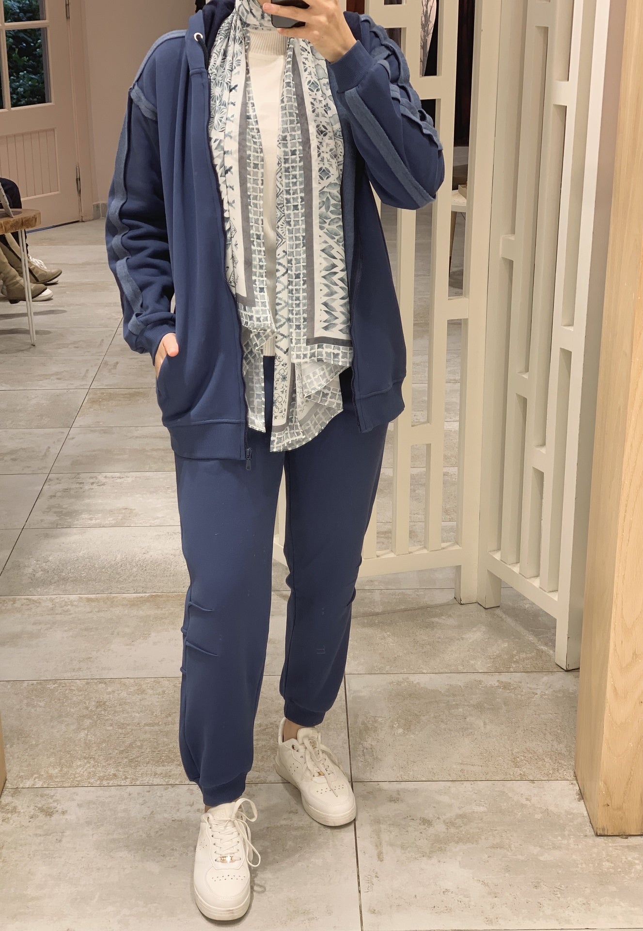 Zip up Hoodie