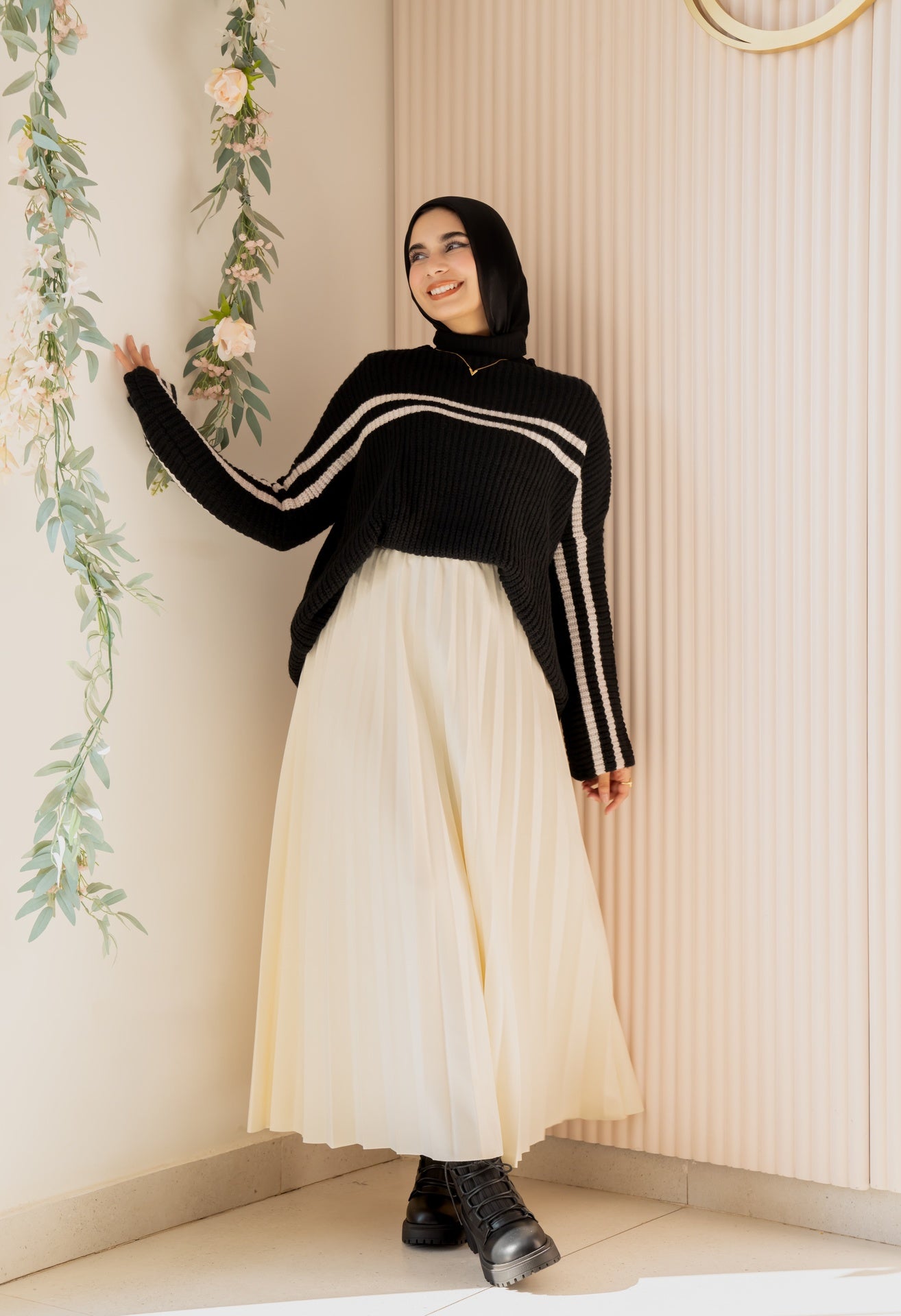 Crème Accordion Suede Skirt