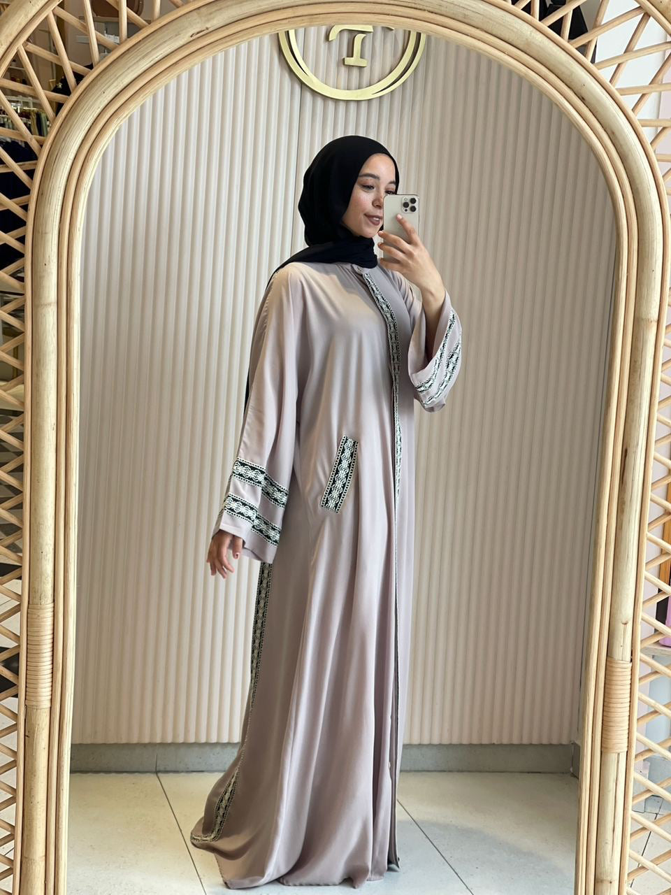 Cafè Bayan Abaya