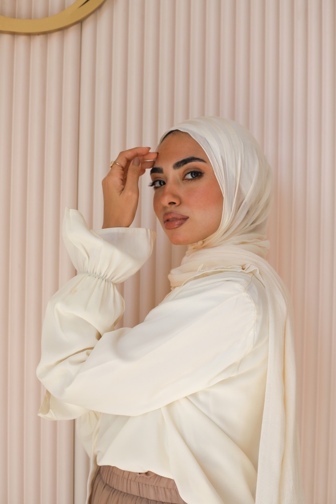 Crème Juliet Blouse