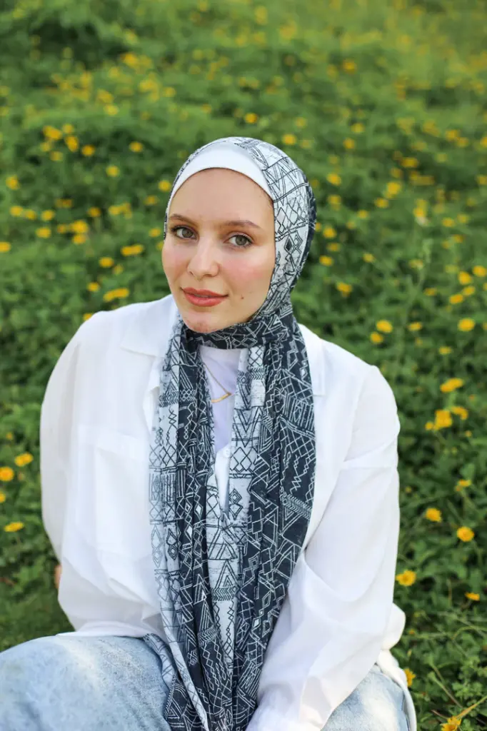 Elena Veil