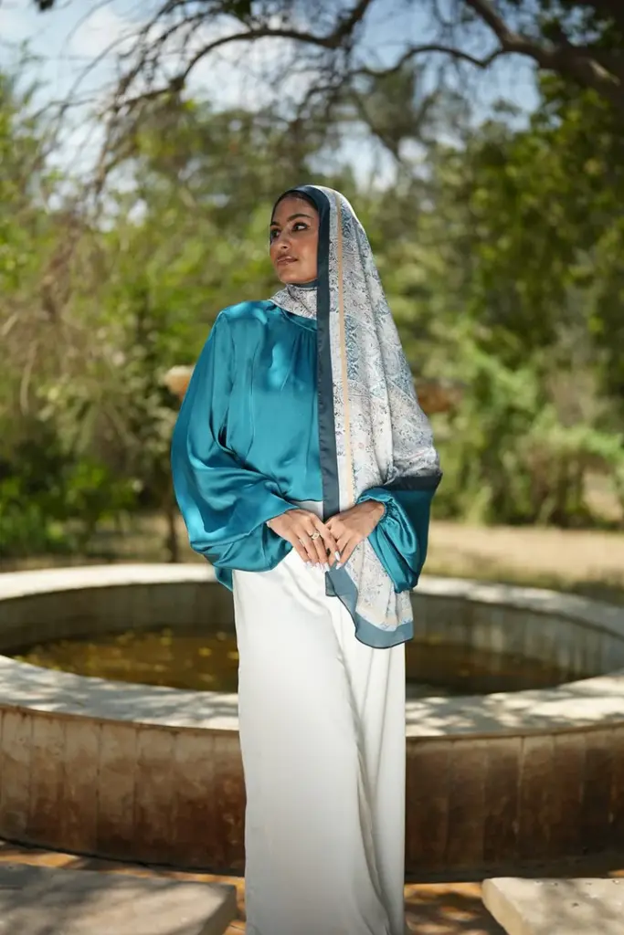 Layan Veil