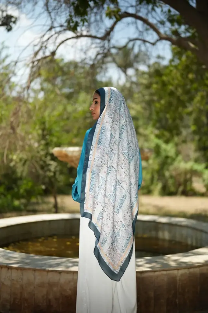 Layan Veil