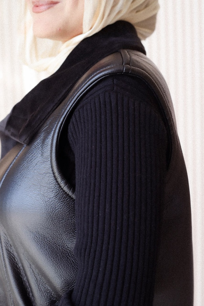 Black Fur & Edge