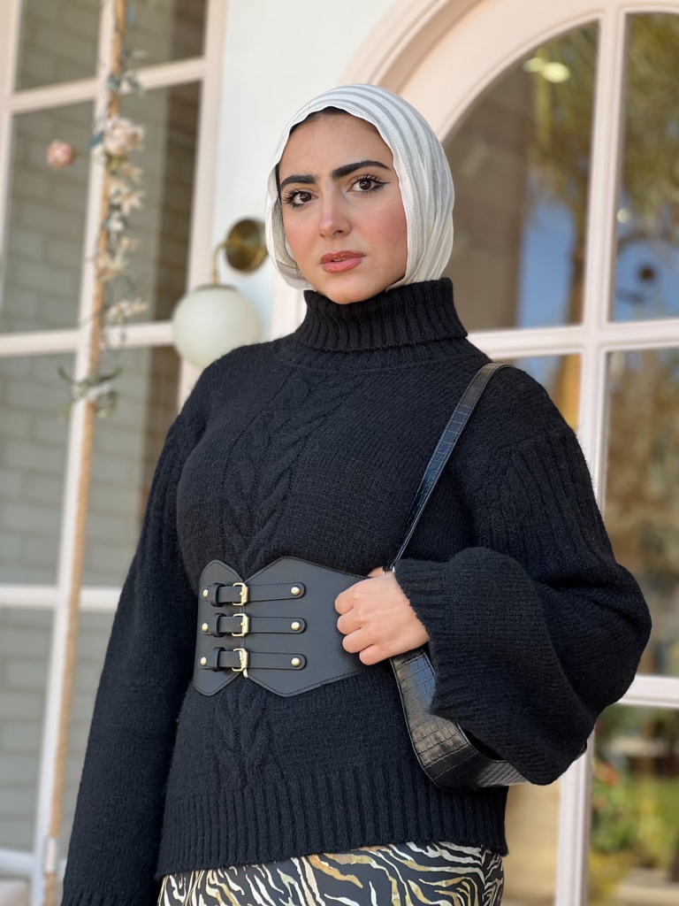 Black Cozy Puff 