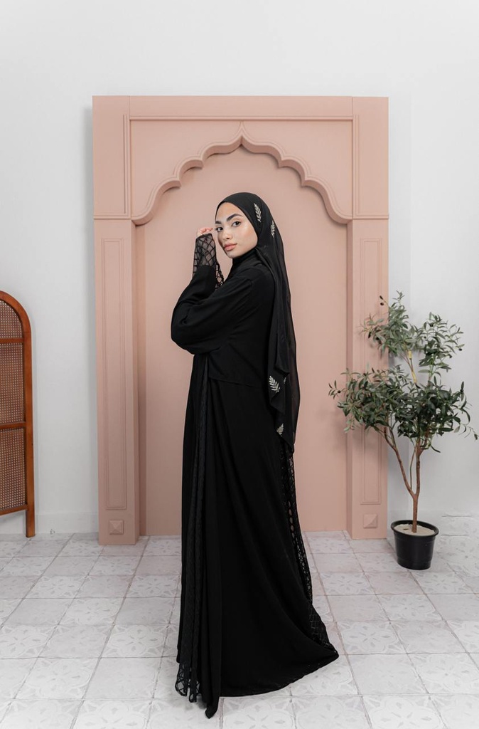 Sadeen Abaya