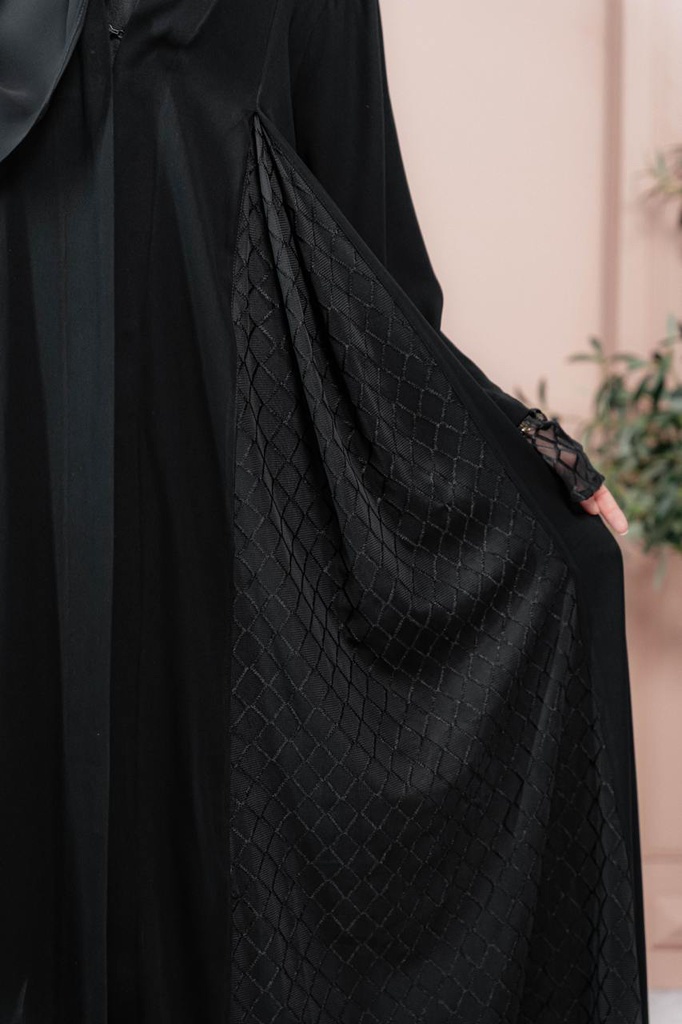 Sadeen Abaya