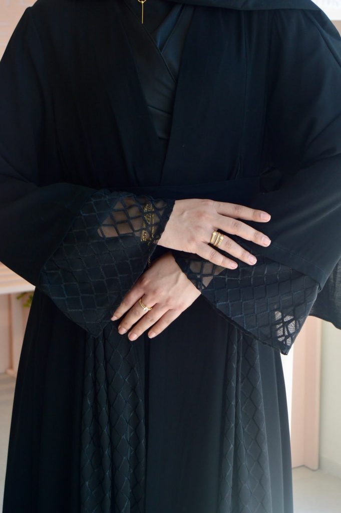 Sadeen Abaya