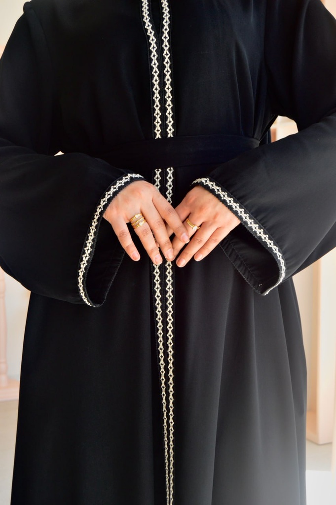 Taiba Abaya