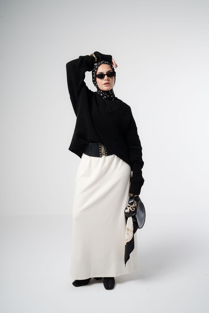 Black Malibu Pullover 