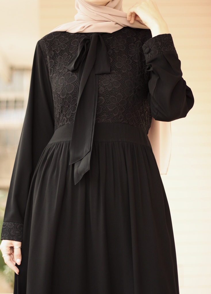 RIbbon Black Abaya