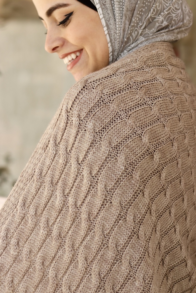 Poppy Café Shawl