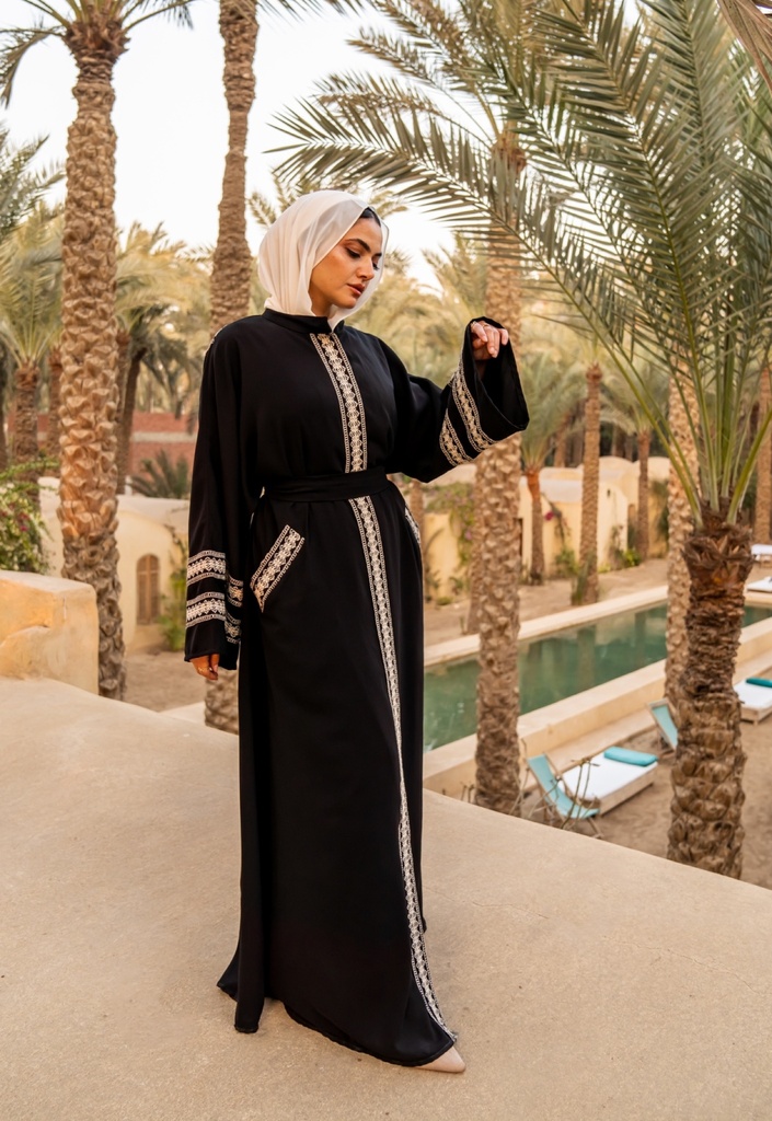 Bayan Black Abaya