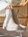 Crème Zipster Boots