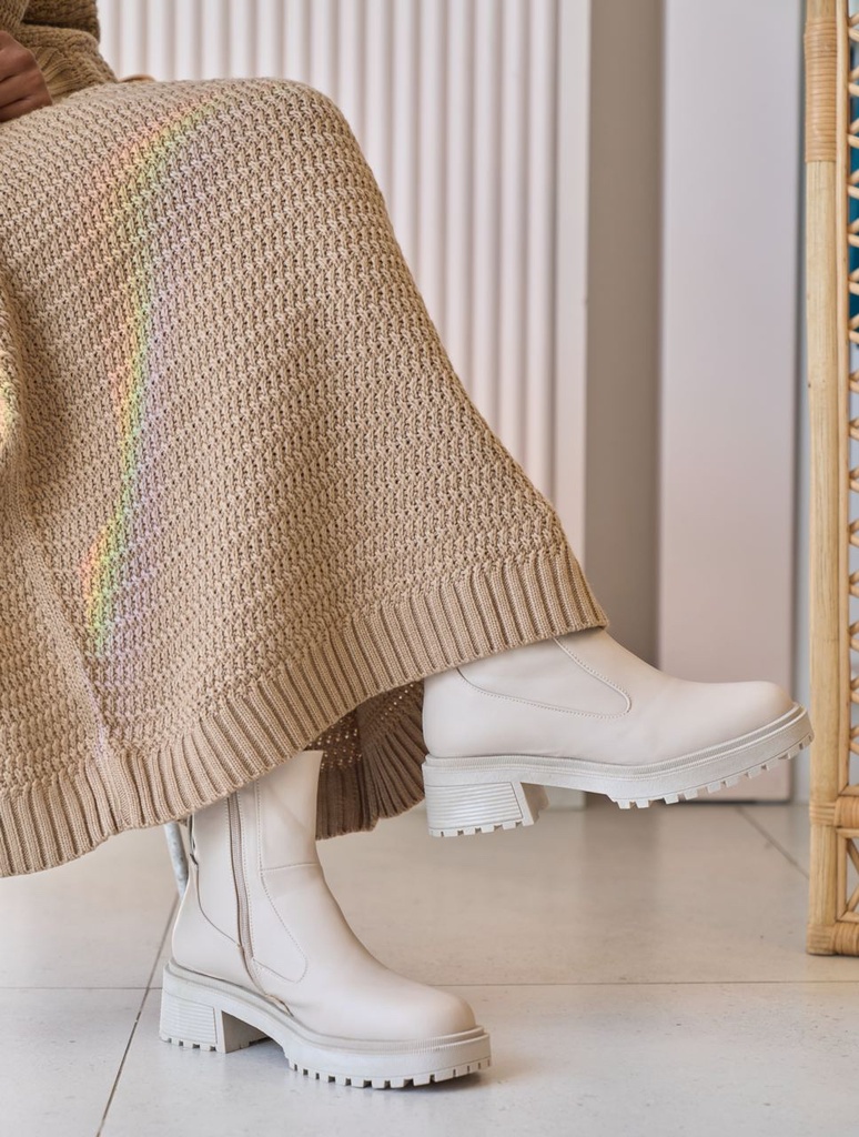 Crème Zipster Boots
