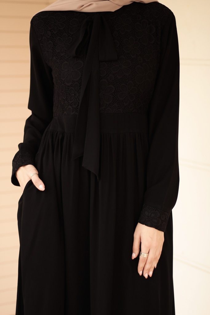 RIbbon Black Abaya