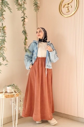 Pumpkin Evilen Skirt