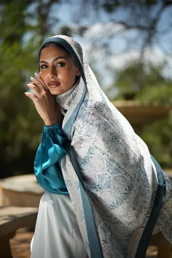 Layan Veil