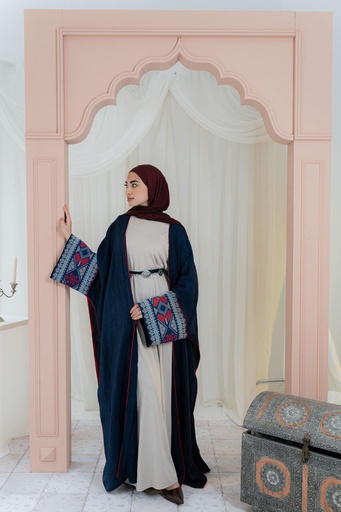 Maleeha Kaftan